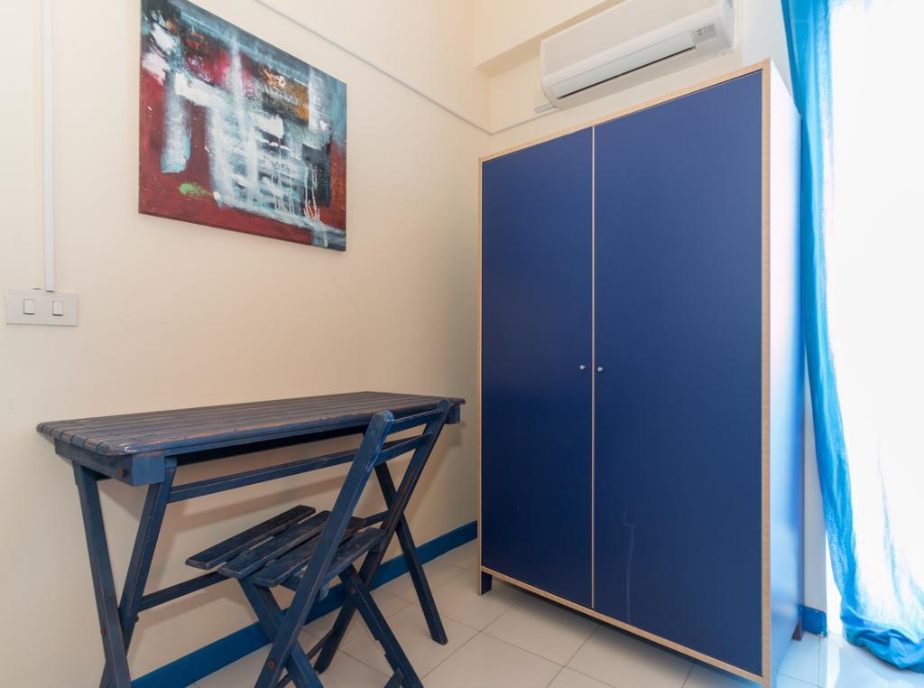 Plaza Beach Hostel سانتا كروتْشّي كاميرينا المظهر الخارجي الصورة